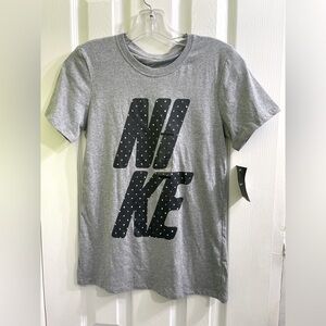 NEW Nike Graphic T shirt Women’s Size S